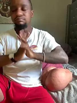 Laxleabonxx from StripChat