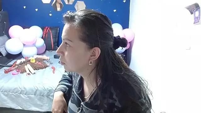 layanafuckhardass from StripChat