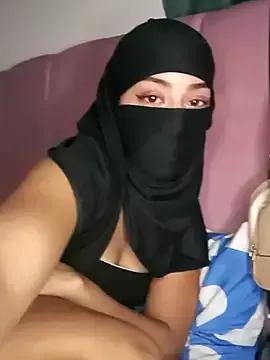 Layla_Noor from StripChat