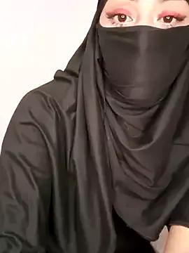 Layla_Noor from StripChat