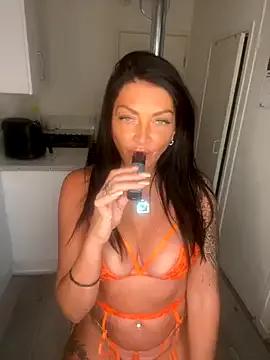 laylablackxx from StripChat is Freechat