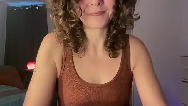 leahsparkles from StripChat is Freechat