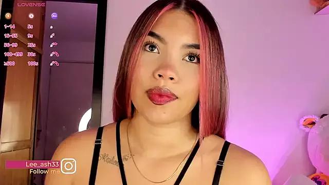 Lee_Ash from StripChat is Freechat
