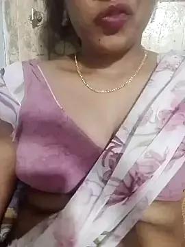 leela-crazy7 from StripChat