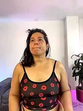 leiablack from StripChat is Freechat