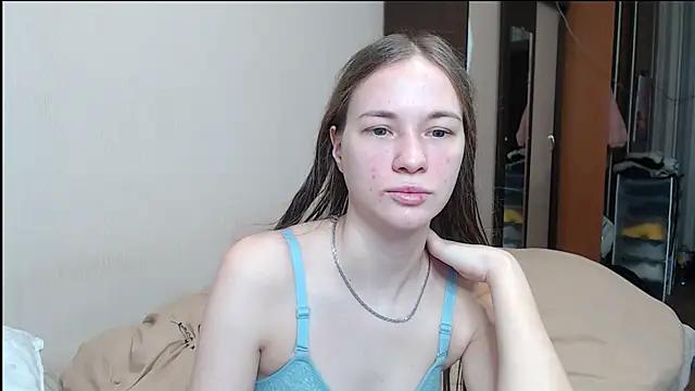 leila_bambi_ from StripChat