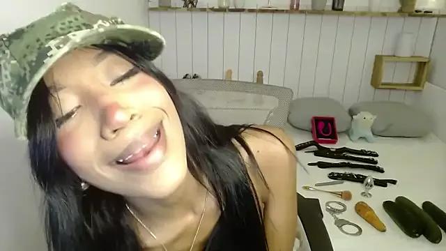 LeilaEbony from StripChat