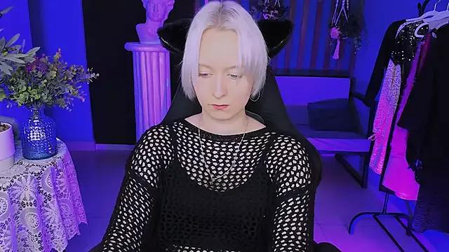 LeslieHaris from StripChat is Freechat