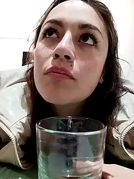 Lesly_10- from StripChat