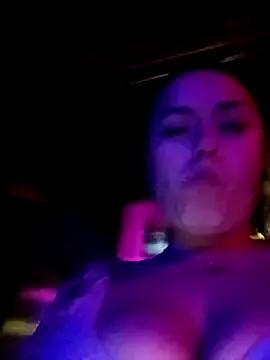 Lesly_10- from StripChat