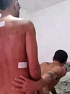 leviehenrique from StripChat is Freechat
