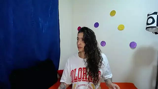Leyla_Horny_Bg from StripChat