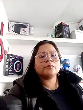 lia-taylor33 from StripChat is Freechat