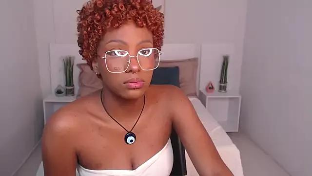 lianna_dixonn from StripChat is Freechat