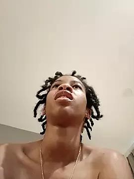 lightskinnbrazzy from StripChat is Freechat