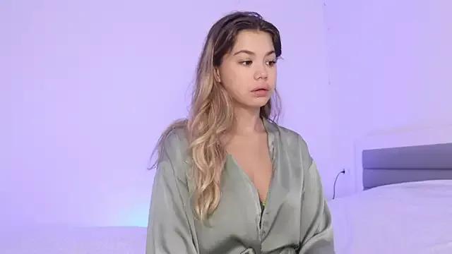Photos of liimeee from StripChat is Freechat