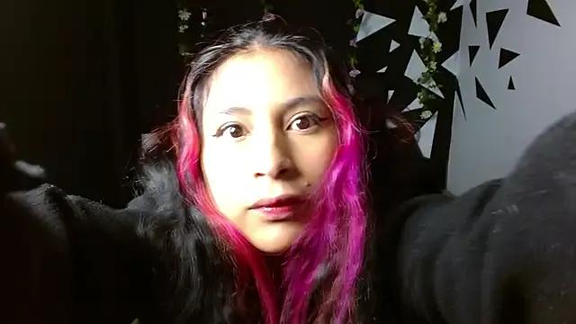 LikedPantss_ from StripChat is Freechat