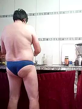 Lil-Obedient-pup from StripChat