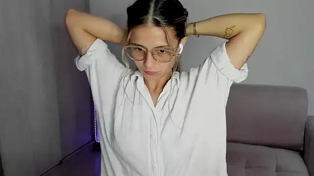Lilacutte_ webcams show profile image 