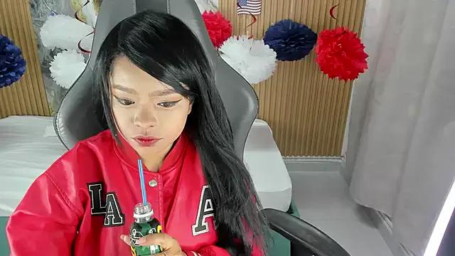 Lili_16 from StripChat is Freechat