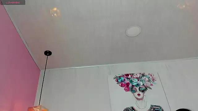 Lili_Monroy from StripChat