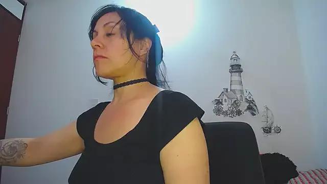 lili_peach from StripChat