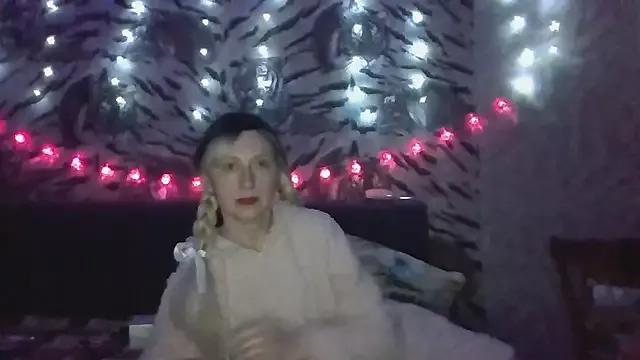 LilianaStrey from StripChat is Freechat