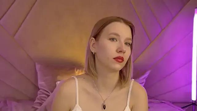 LiliLinn from StripChat
