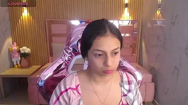 lilith_petit_sub from StripChat