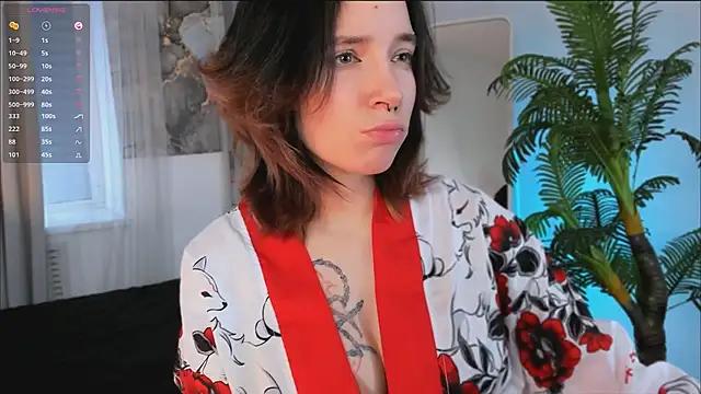 lilithlunna from StripChat