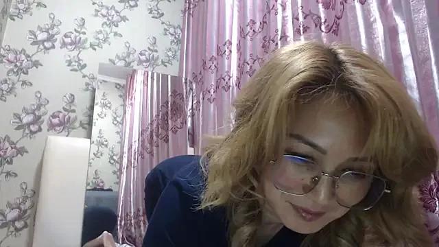 LiliToli1 from StripChat
