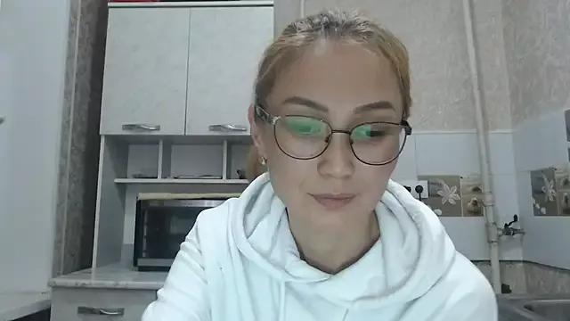 LiliToli1 from StripChat