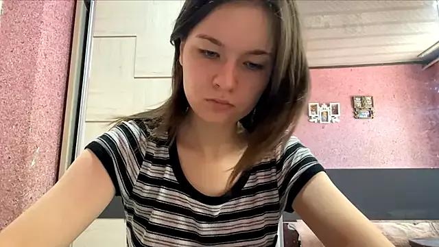 Photos of liliya13 from StripChat is Private