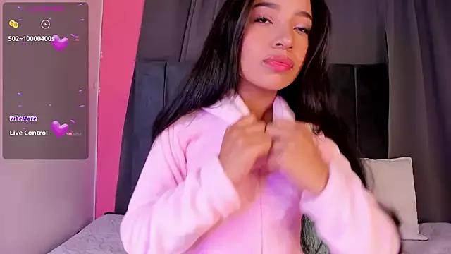 lillielover16 from StripChat is Freechat