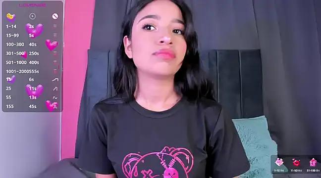 lillielover16 from StripChat