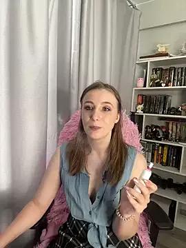 LillyFan-X from StripChat