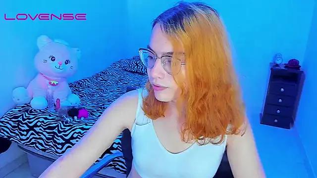 Photos of lillykittyy from StripChat is Freechat