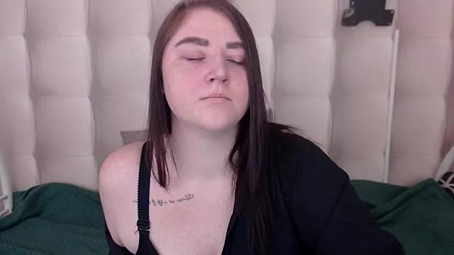 lillyloan4u from StripChat