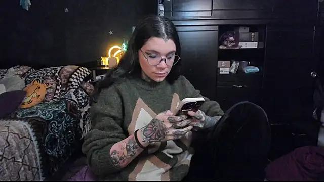 Lilmarieee from StripChat