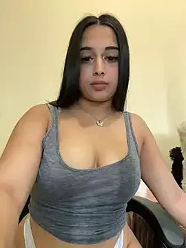 LilMisIndianx from StripChat