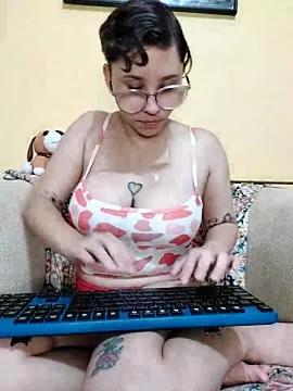 Lilmuh_ from StripChat is Freechat