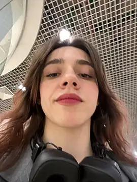 Lily__Belle from StripChat
