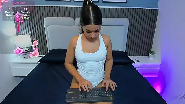 lily__star from StripChat is Freechat