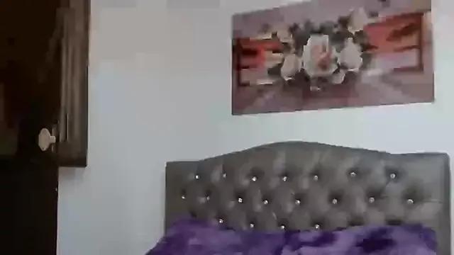 lily_f00x from StripChat