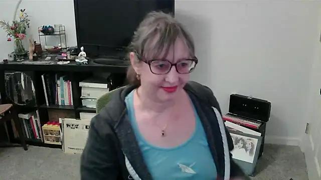 LilyLuscious from StripChat