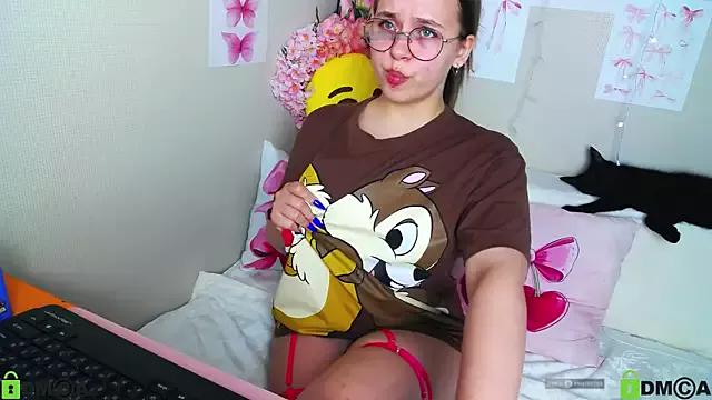Lilysweet13 from StripChat
