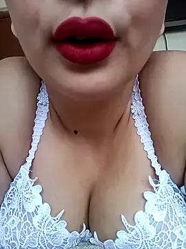 LINA-DALOUA from StripChat is Freechat