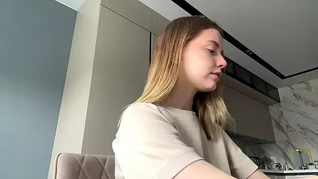 Photos of LinaMoonBlessed from StripChat is Freechat