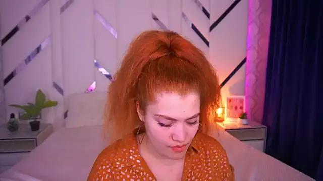 Linda_Sauver from StripChat is Freechat