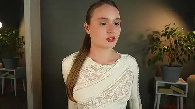 lisa_schiele from StripChat is Freechat